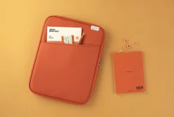 A Low Hill Basic 13 in. Pouch