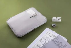 A Low Hill Basic 13 in. Pouch