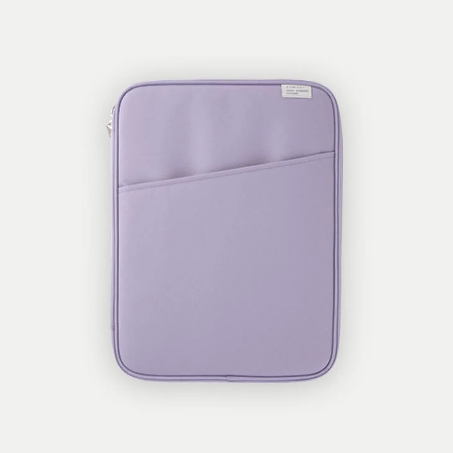 A Low Hill Basic 13 in. Pouch