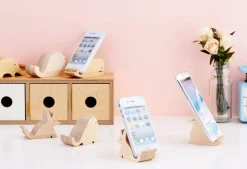 Animal Wood Phone Stand