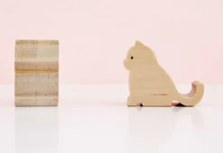 Animal Wood Phone Stand