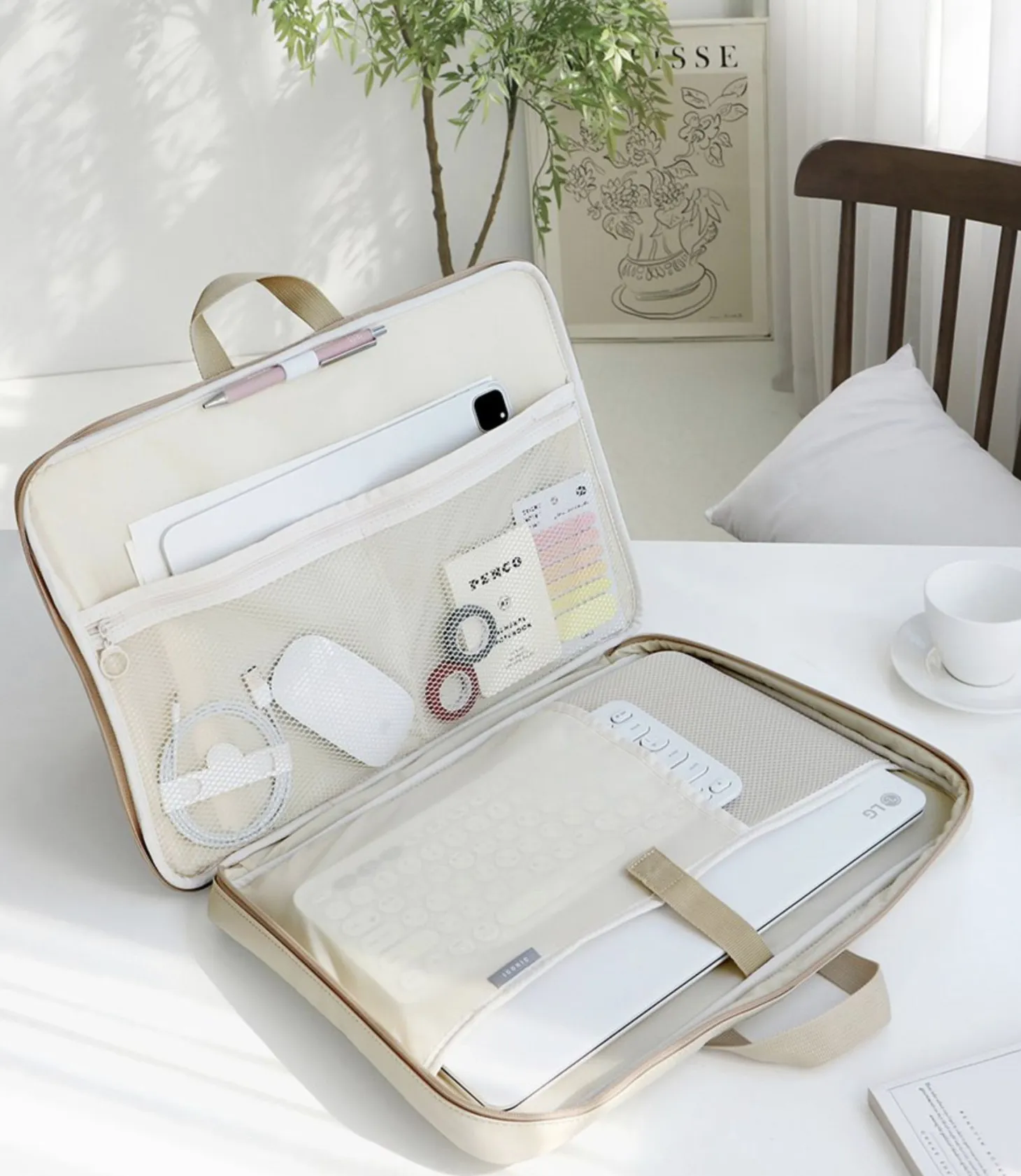 Apricity Collect 15.6 in. Laptop Tote Bag