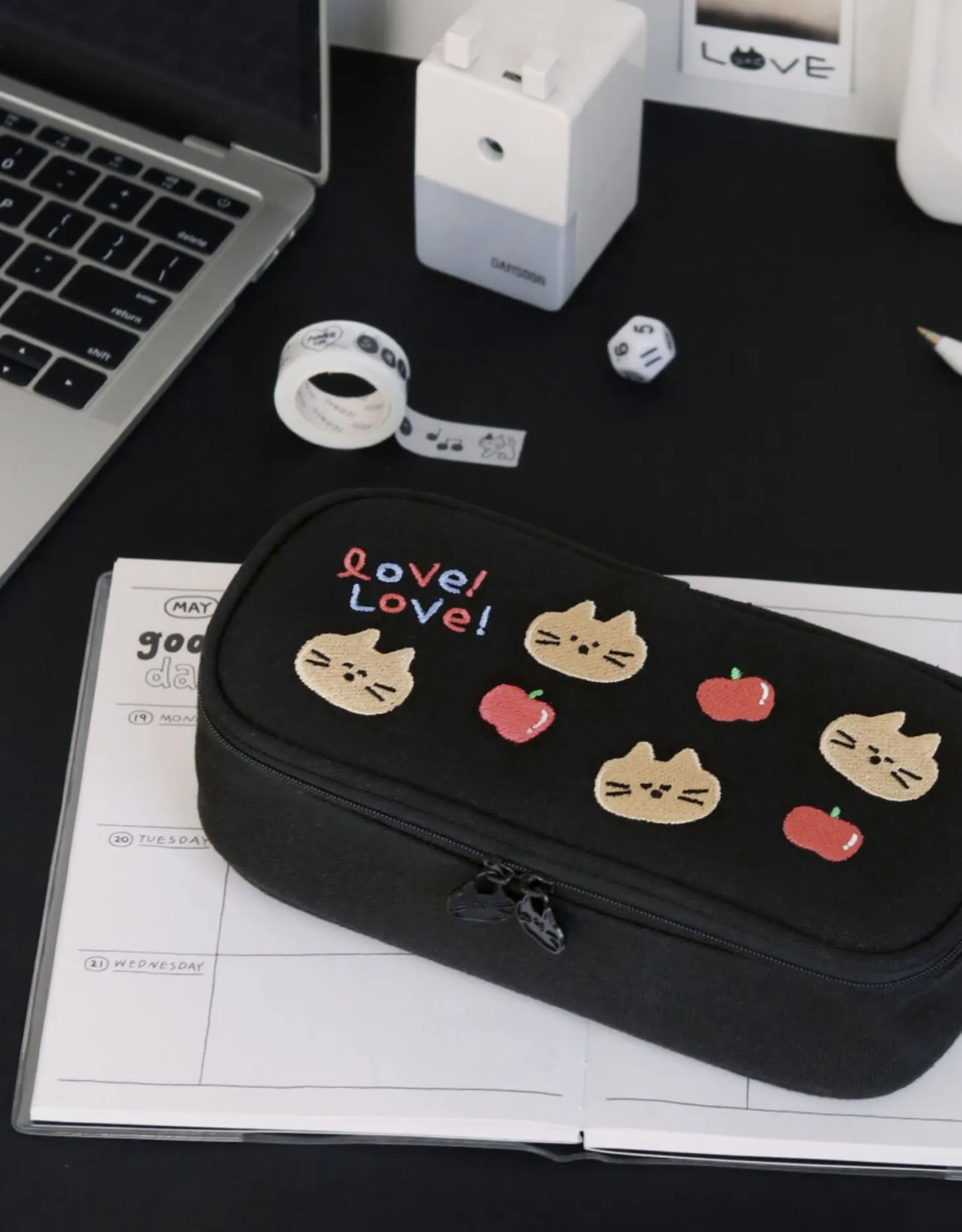 Cat Doodle Pen Pouch