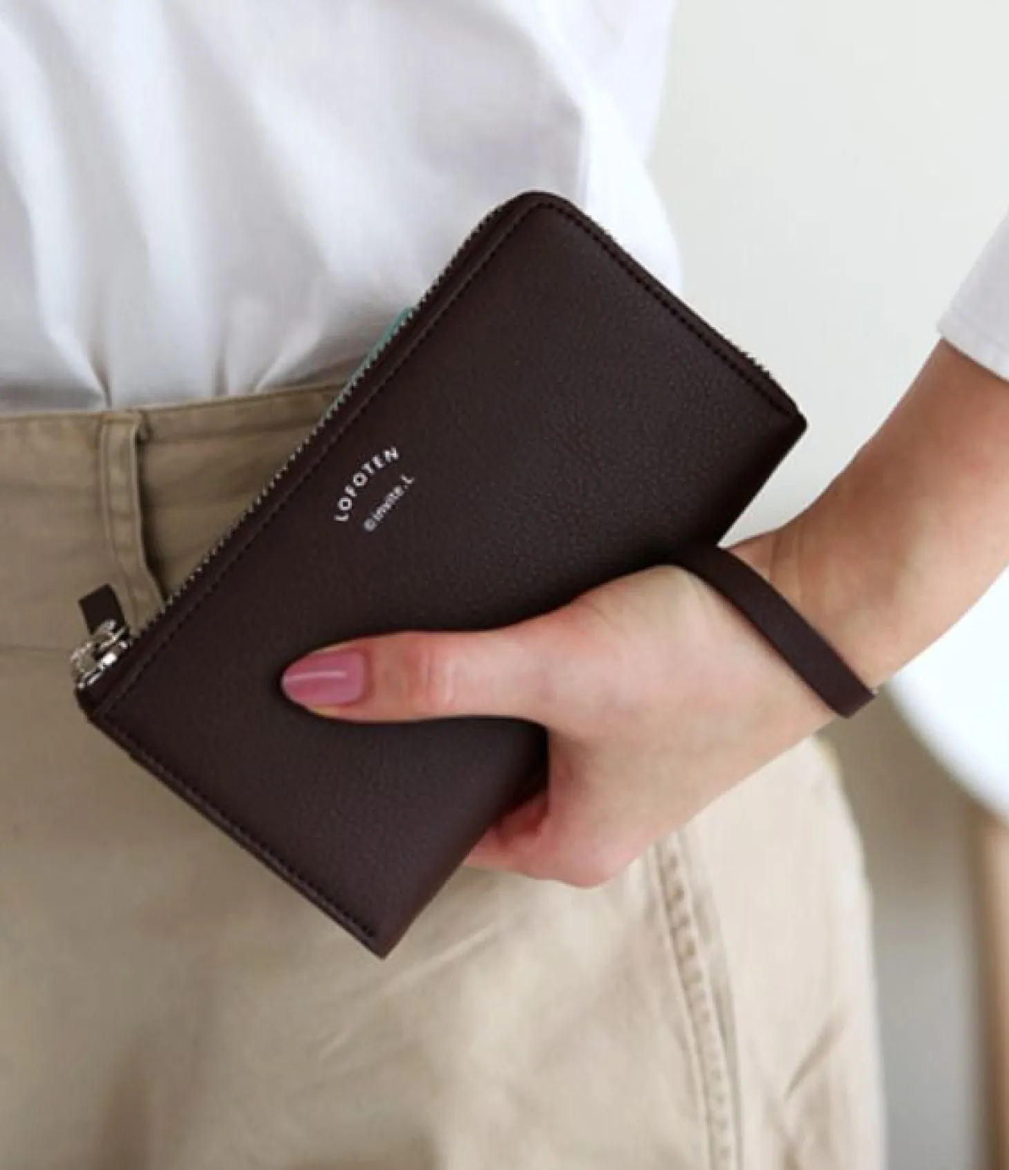 Handy Strap Card Pouch
