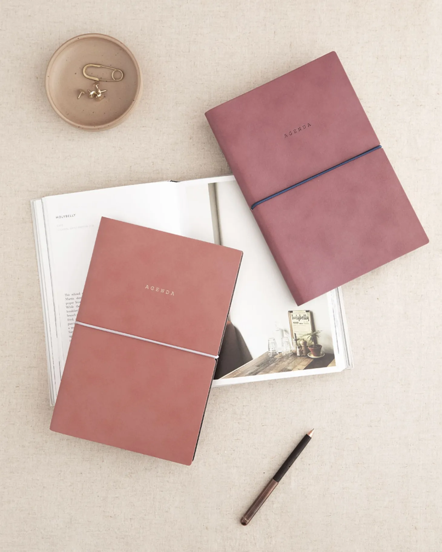 Large Agenda Grid Notebook v4