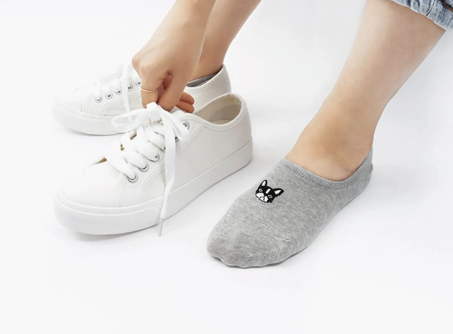 Reading Pet No Show Socks