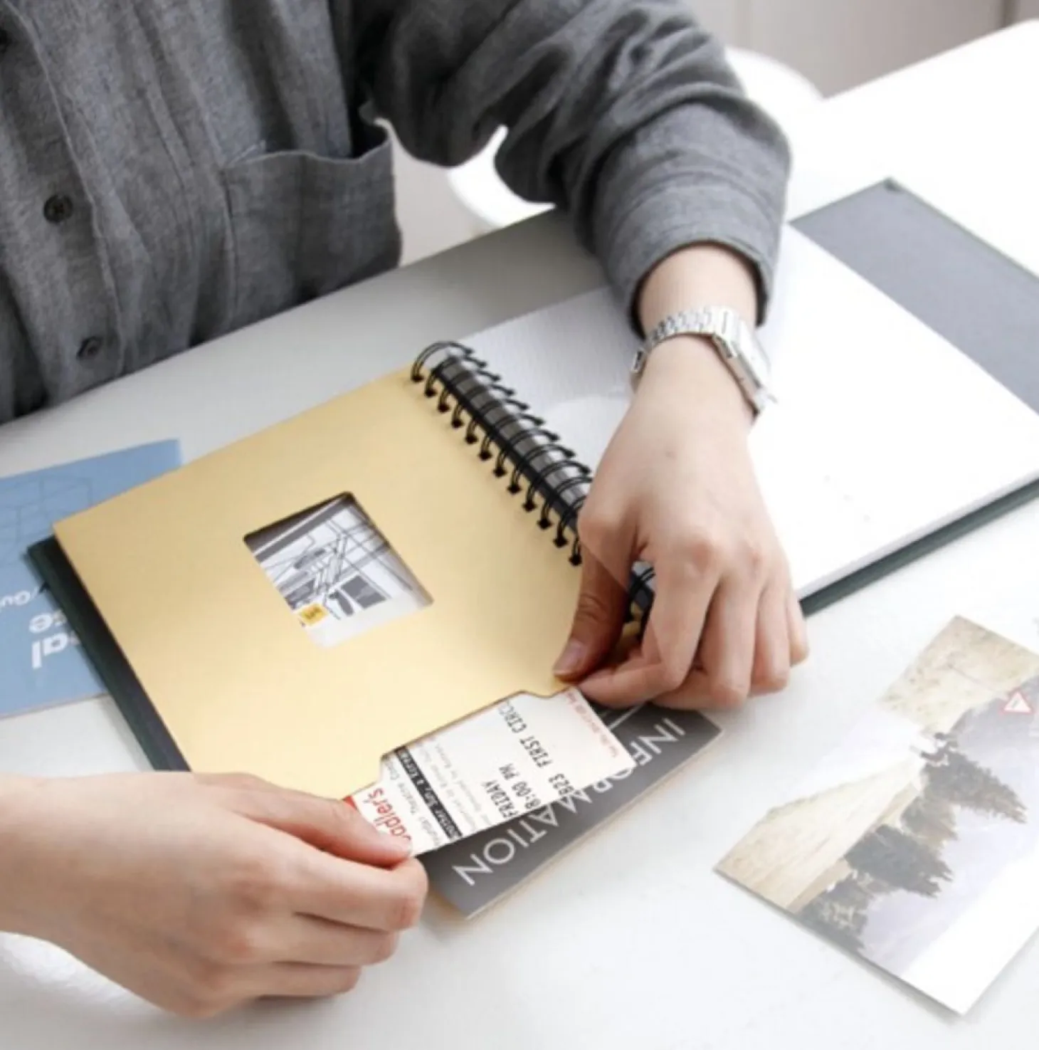 Ticket Album v4