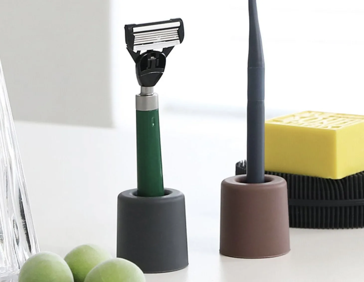 Toothbrush & Razor Holder