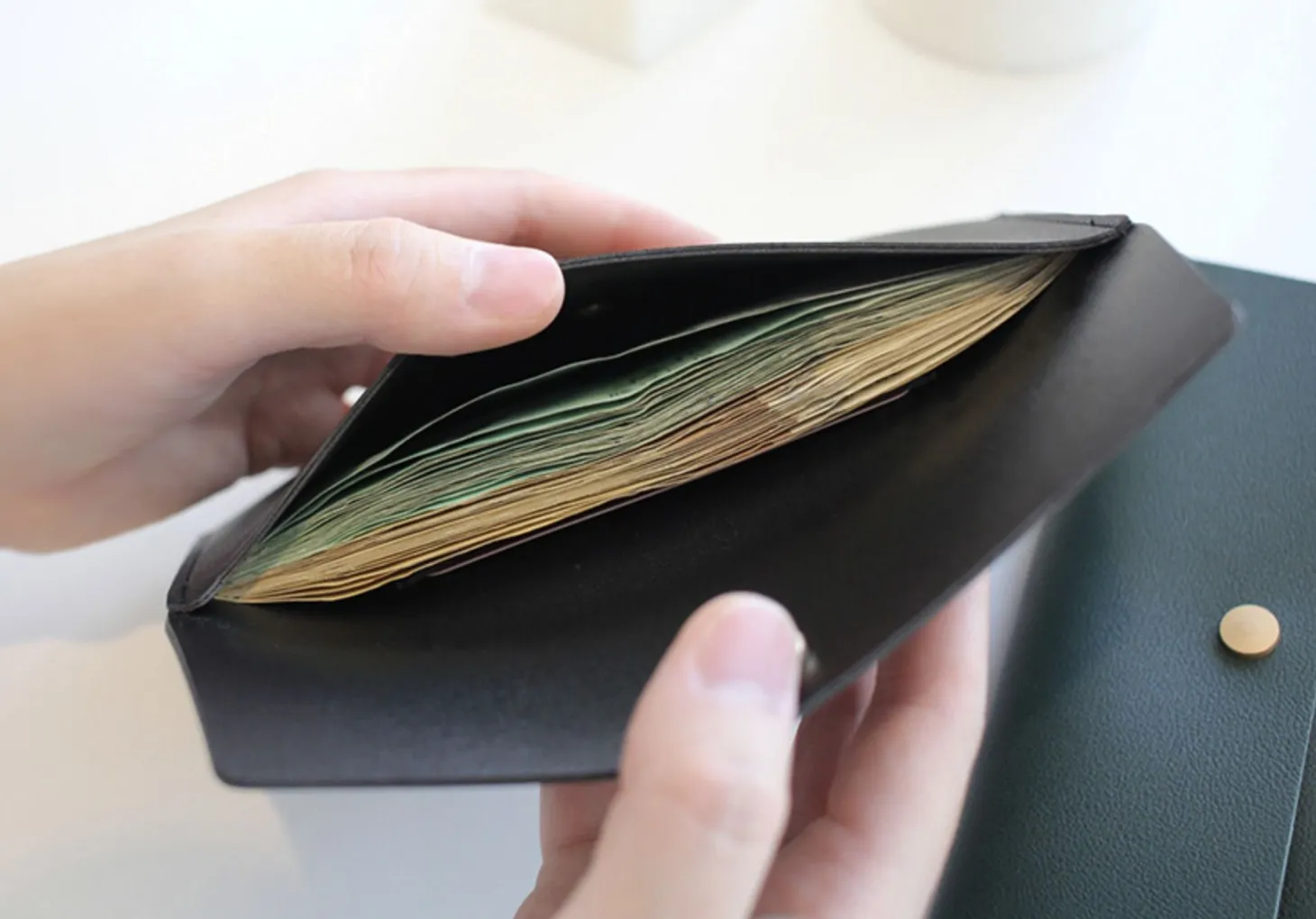 Vegan Leather Cash Envelope Pouch