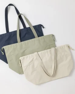 XL Travelus Drawstring Shoulder Bag